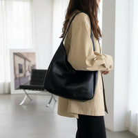 Mila Shoulder Bag